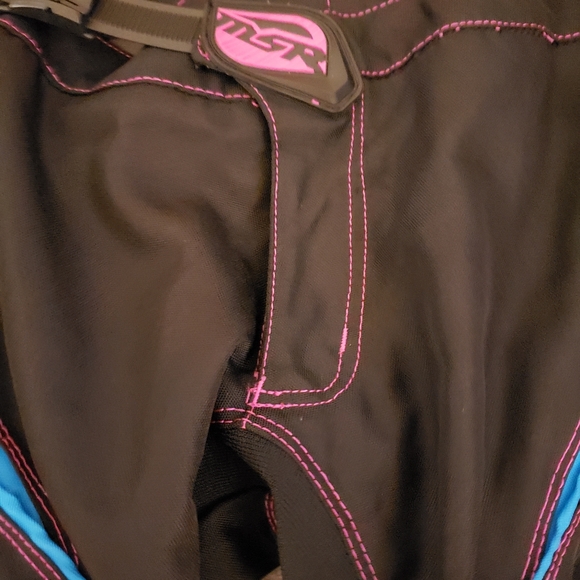 MRS Gem Over the Boot MX Convertible 2 in 2 pants/shorts.Black/Pink Womens Pants - Picture 12 of 16